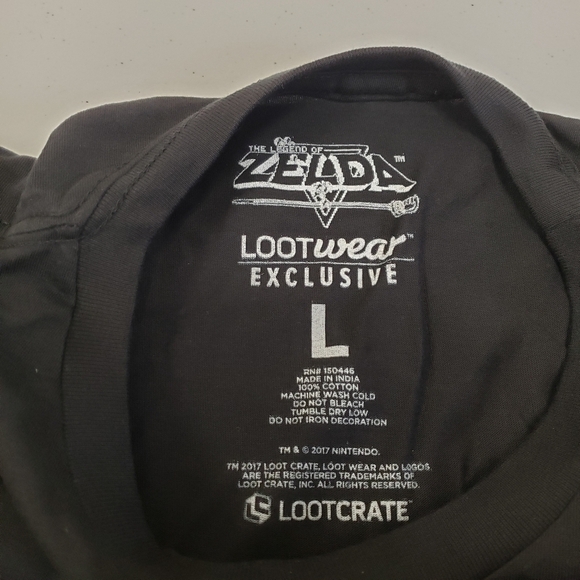 The Legend of Zelda Lootwear Exclusive Mens Tshirt Size Large NWOT - Picture 3 of 4